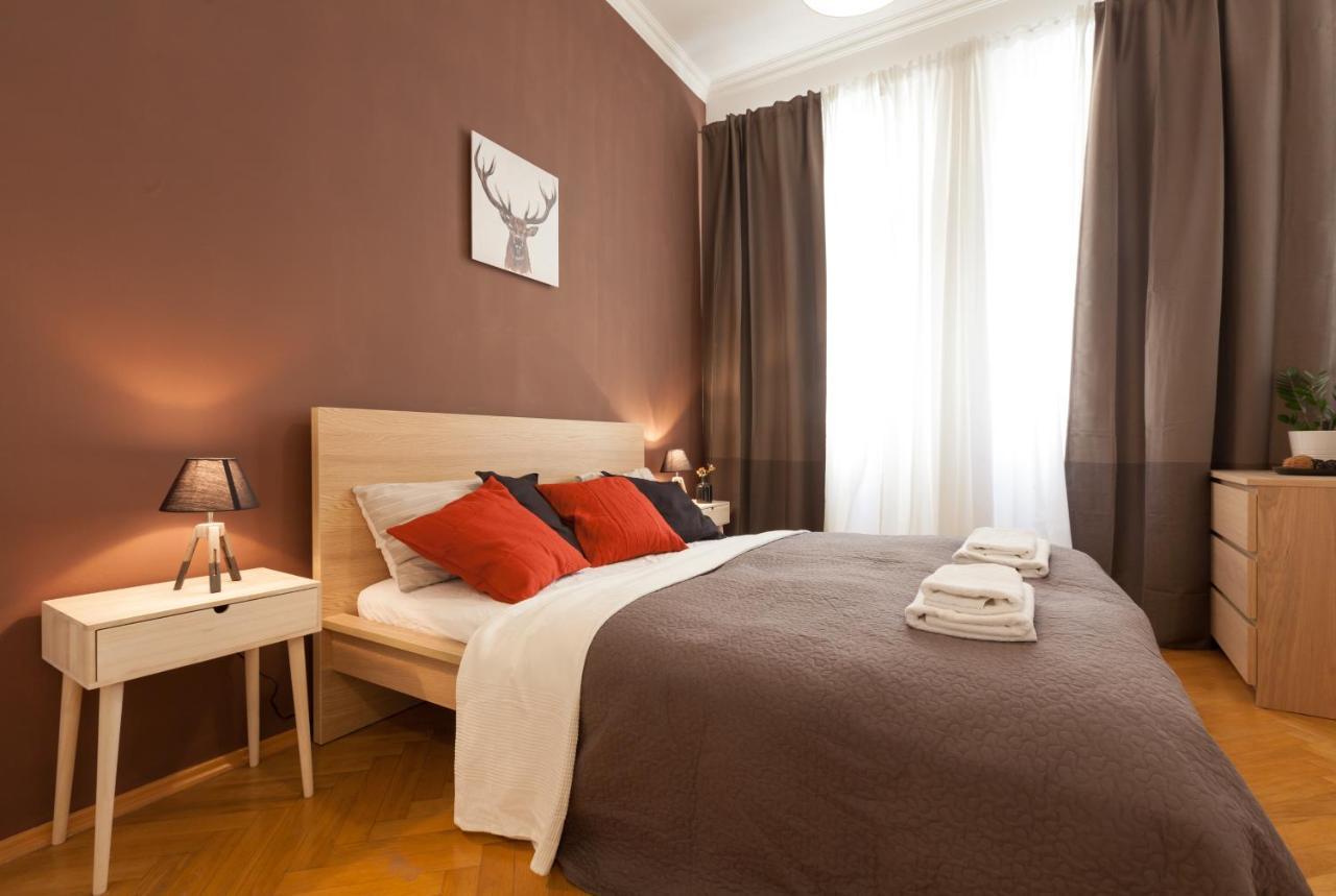 Nejedleho Apartmeet Прага Экстерьер фото