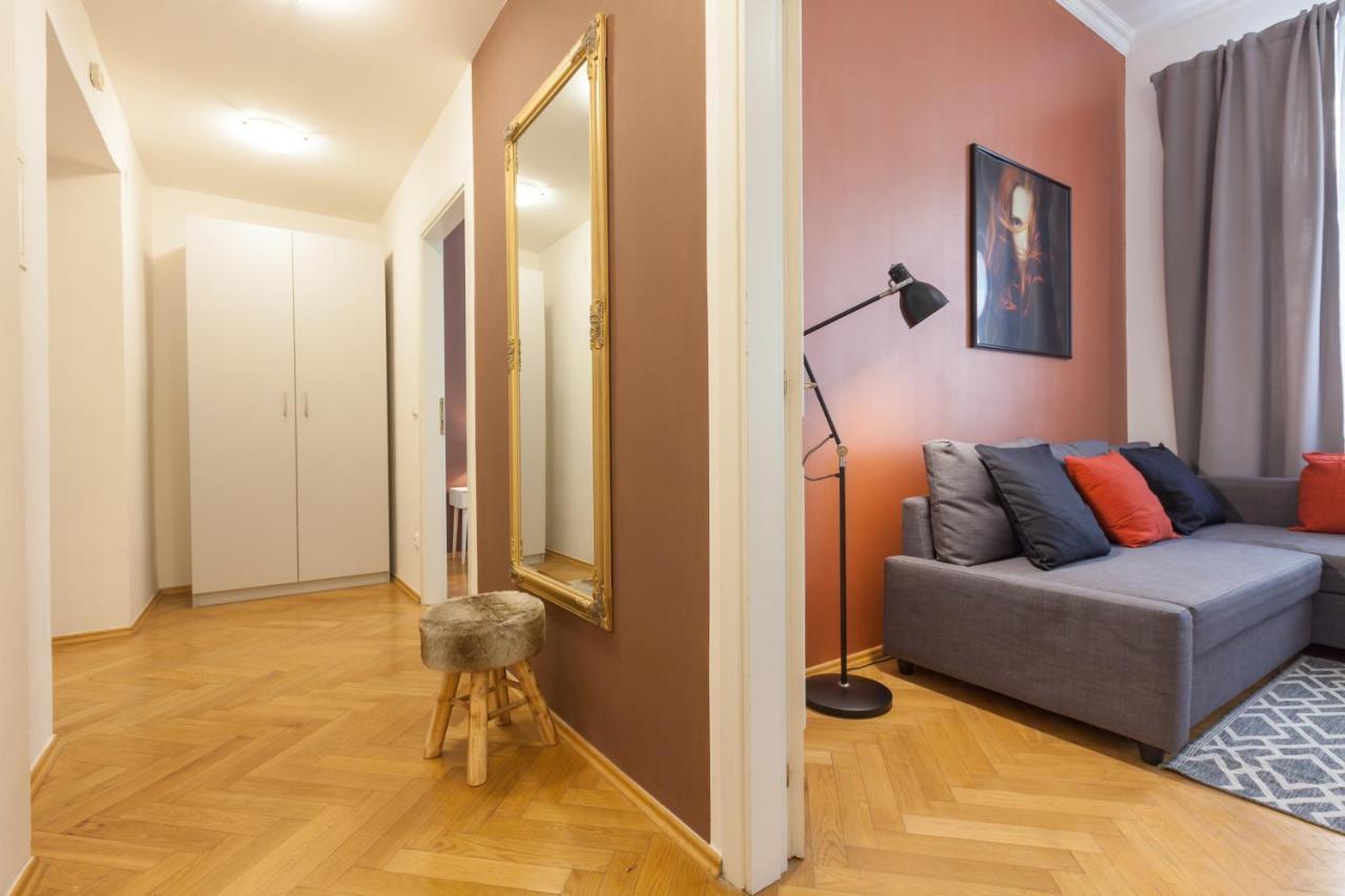 Nejedleho Apartmeet Прага Экстерьер фото
