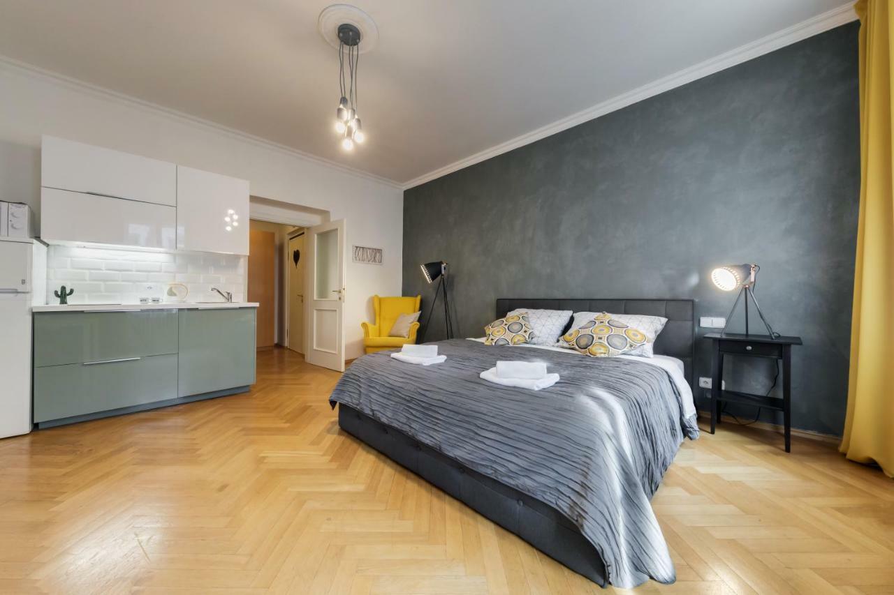 Nejedleho Apartmeet Прага Экстерьер фото