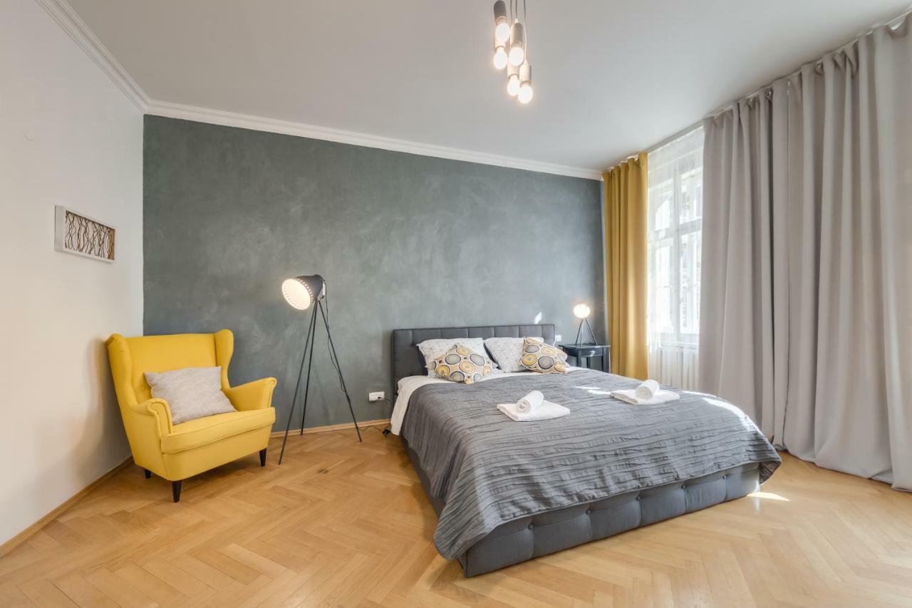 Nejedleho Apartmeet Прага Экстерьер фото