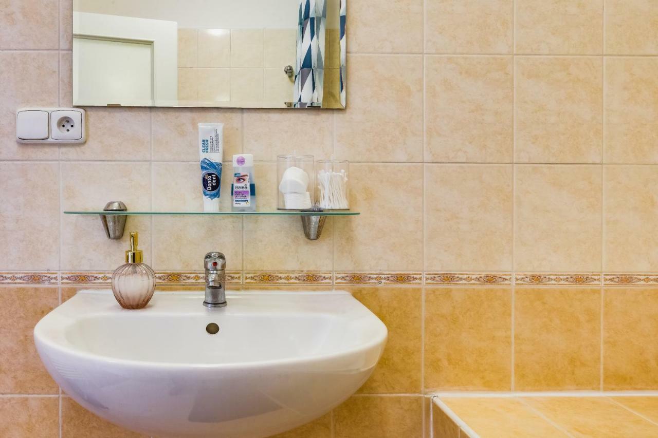 Nejedleho Apartmeet Прага Экстерьер фото