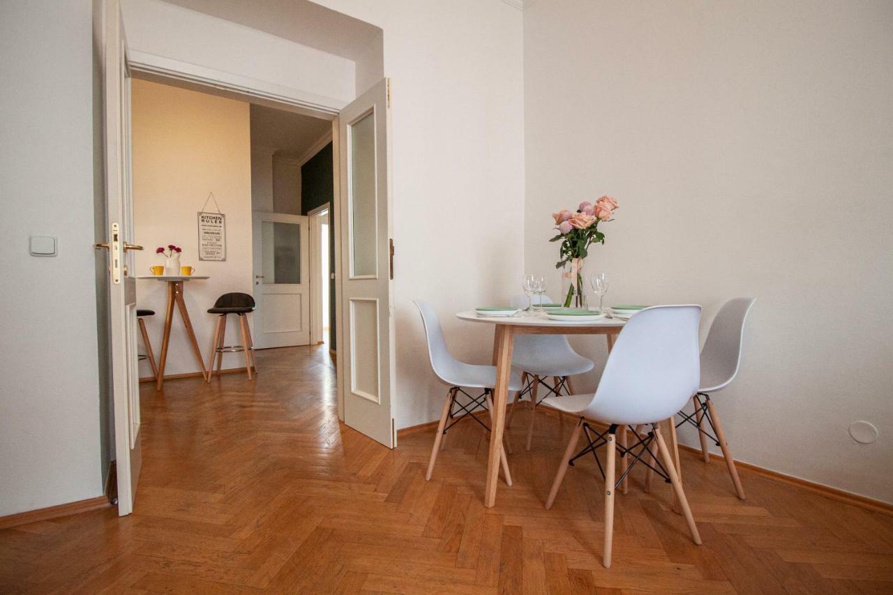 Nejedleho Apartmeet Прага Экстерьер фото