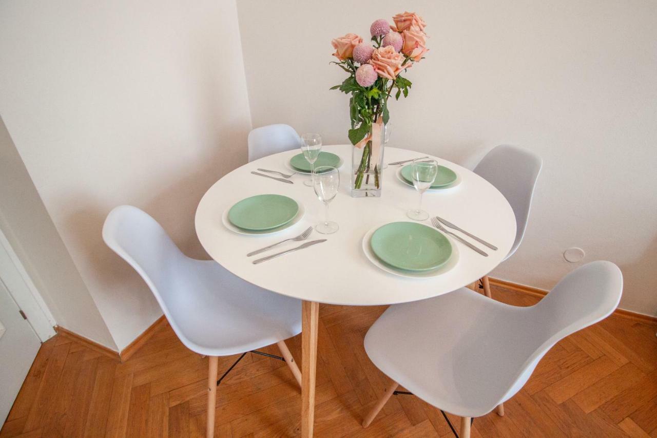 Nejedleho Apartmeet Прага Экстерьер фото