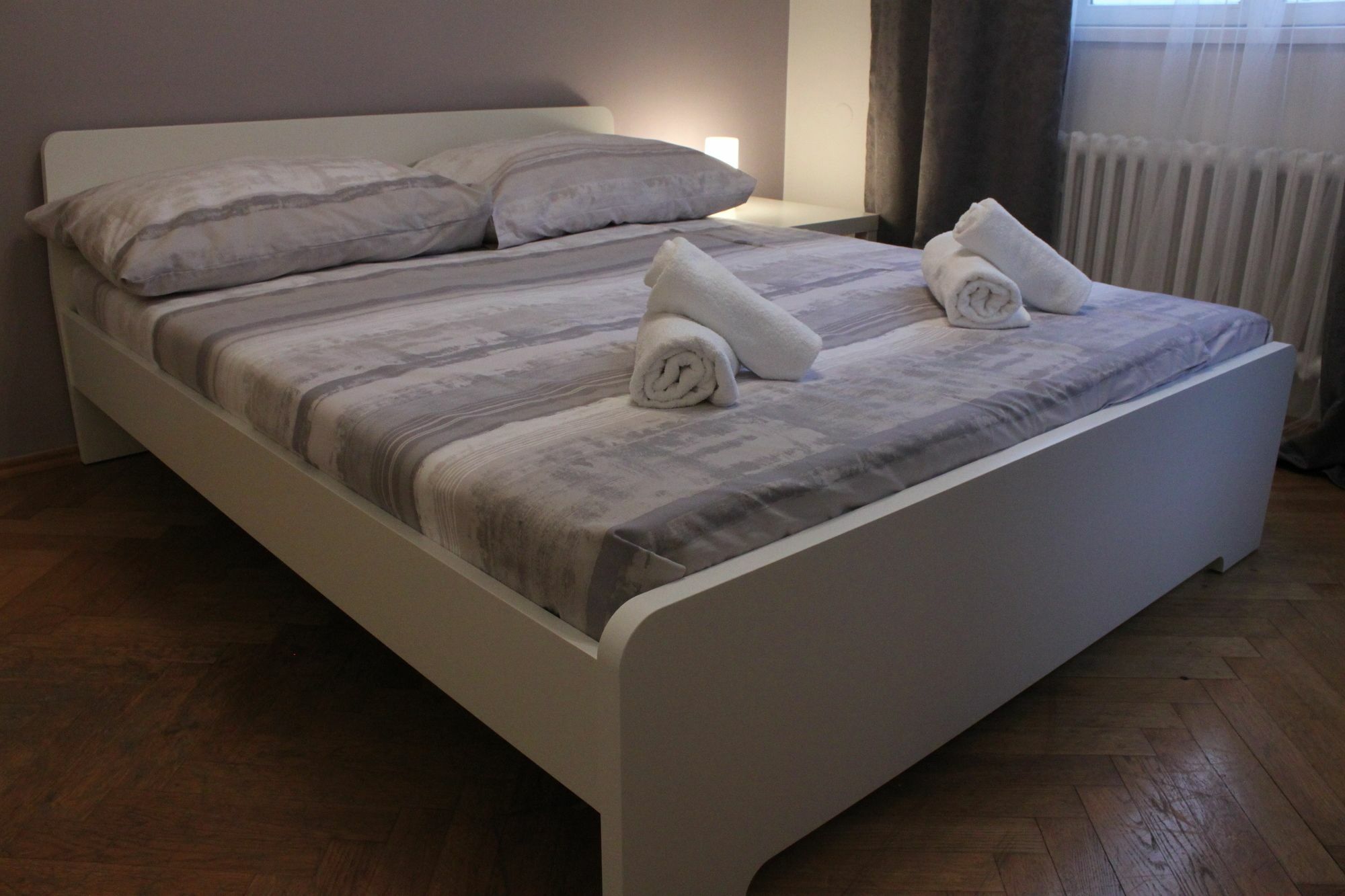 Nejedleho Apartmeet Прага Экстерьер фото