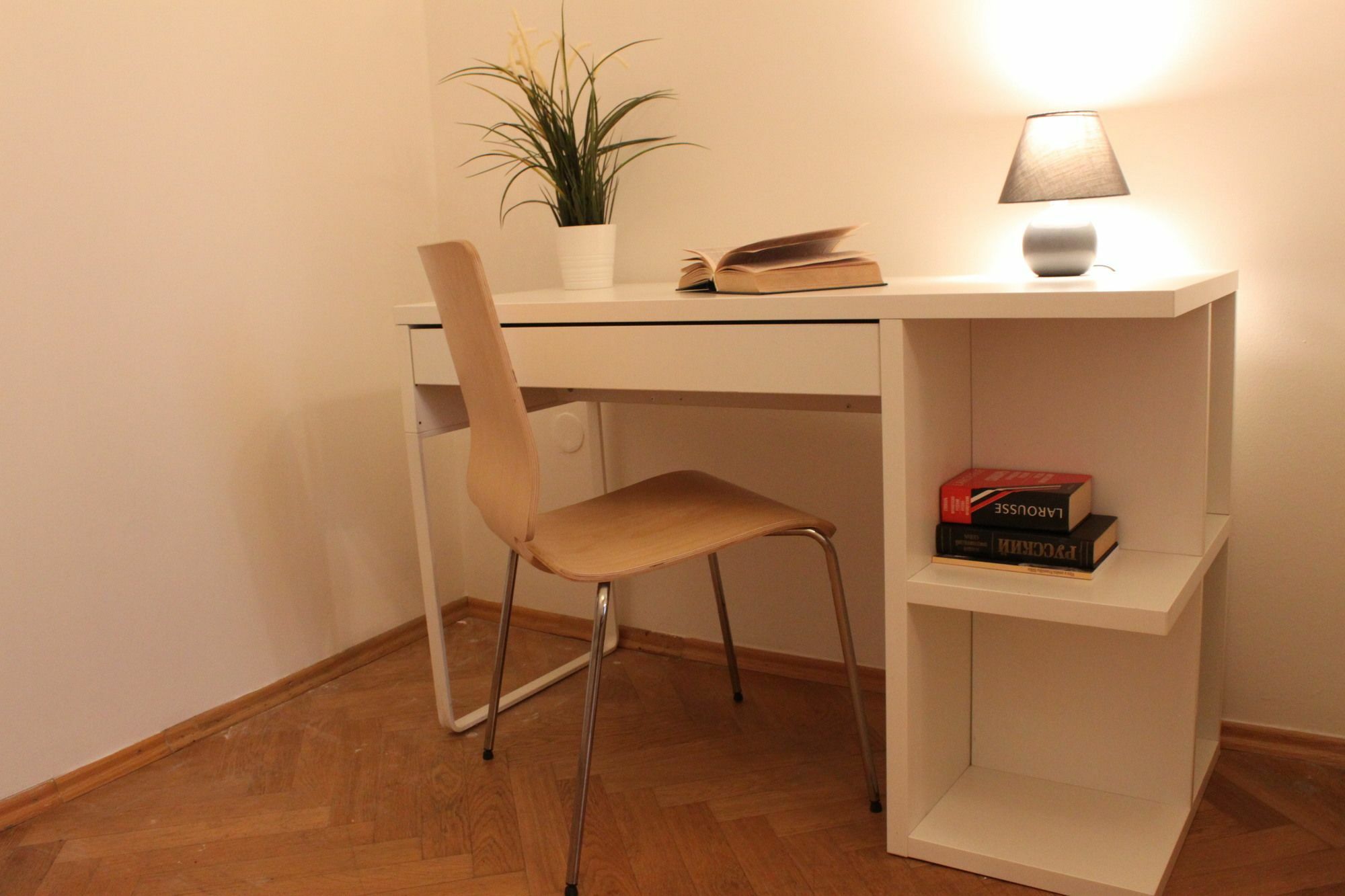 Nejedleho Apartmeet Прага Экстерьер фото